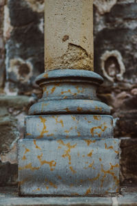 Close-up of pillar 