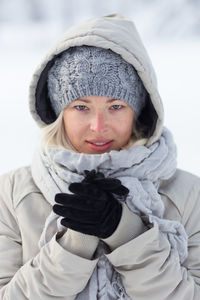 Portrait of woman wearing hat