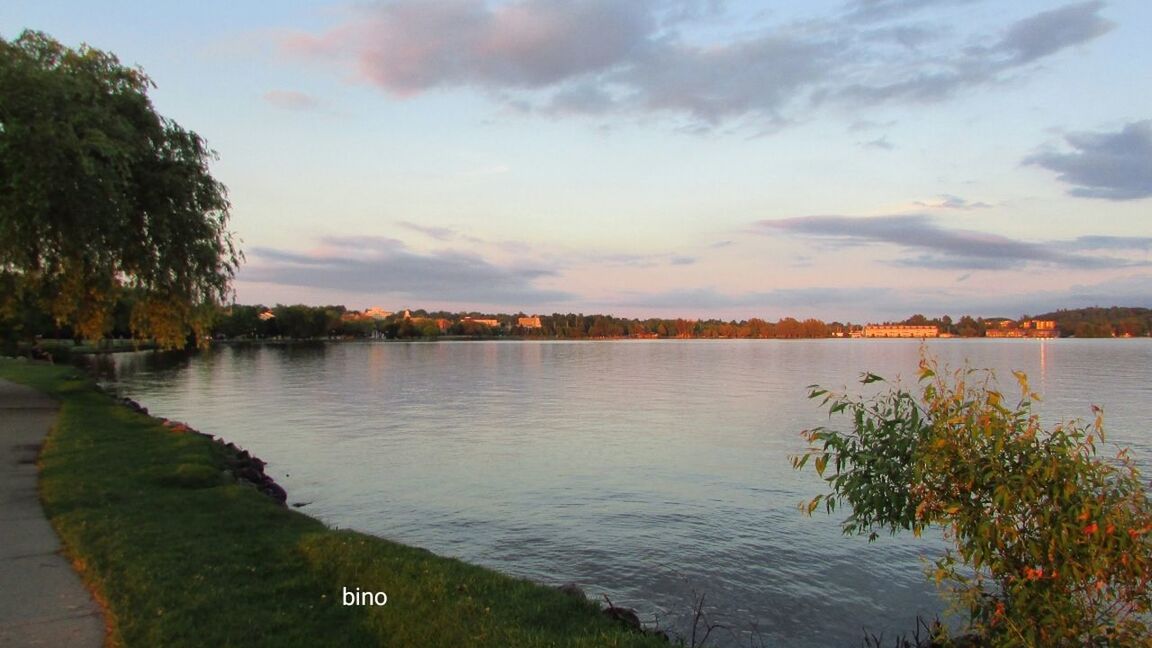 water, scenics, lake, beauty in nature, nature, tranquil scene, tranquility, sky, no people, sunset, outdoors, tree, cloud - sky, landscape, day