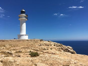 Lighthouse - save harbor