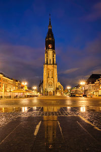 Delft market square markt in the evening. delfth, netherlands