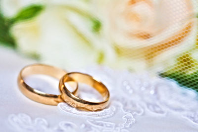 Close-up of wedding rings 