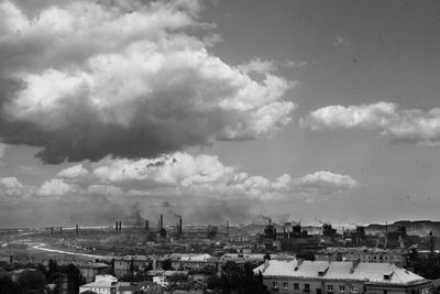 Panoramic view of cityscape against sky