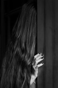 Portrait of woman smoking cigarette