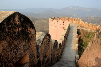 Panoramic view of fort against sky