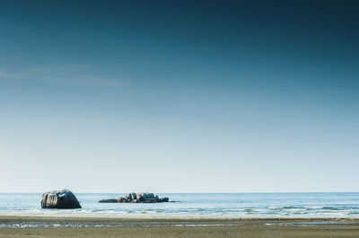 Idyllic shot of sea against sky