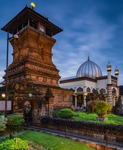 This al aqsa mosque is located in kudus city, central java.