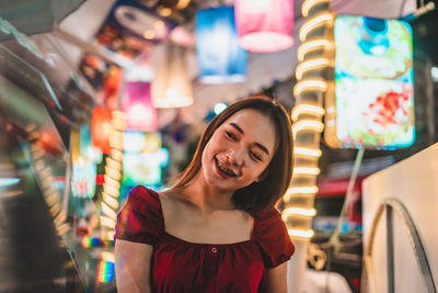 Portrait of smiling young woman