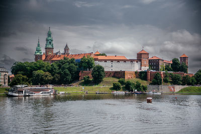 Historic wawel castle and vistula river in krakow