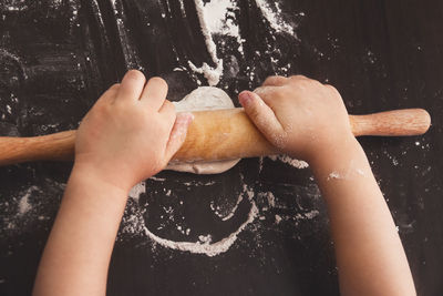 Close-up of woman hand with ice cream