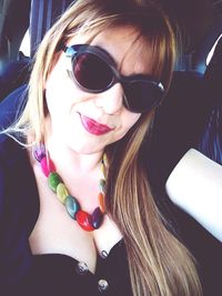 Portrait of woman with sunglasses