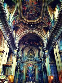 Low angle view of ceiling