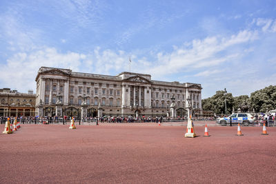 Buckingham palace in great britain, palace of the queen, her majesty, castle guard