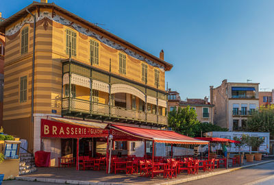 Traditional building against sky in city