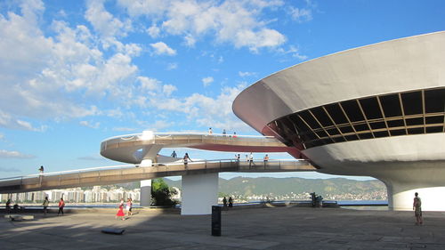 Niemeyer museum of contemporary arts against sky