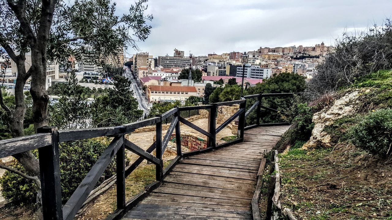 FOOTBRIDGE OVER CITY