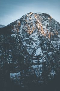 Snowcapped mountain against sky