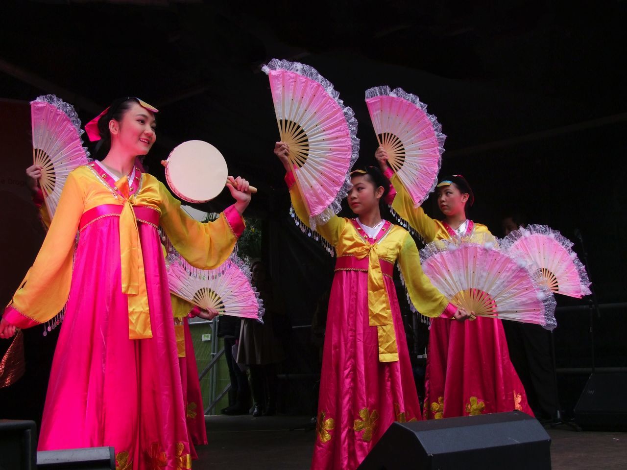 Chinese dancers