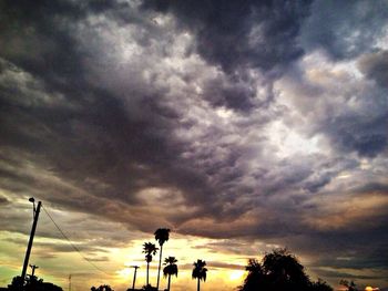 Low angle view of cloudy sky