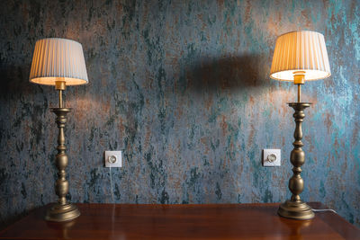 electric lamp