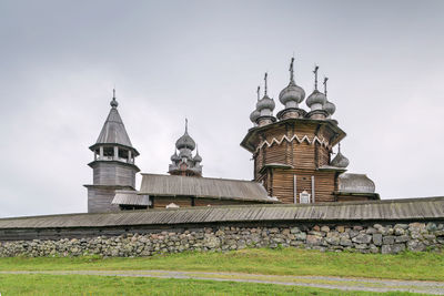 Historical site on kizhi island, russia. church of the intercession of the virgin