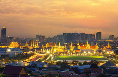 The emerald buddha temple or the wat phra kaew. full official name wat phra si rattana satsadaram.