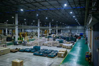 People at supermarket