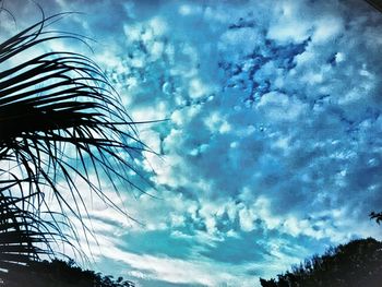 Low angle view of cloudy sky