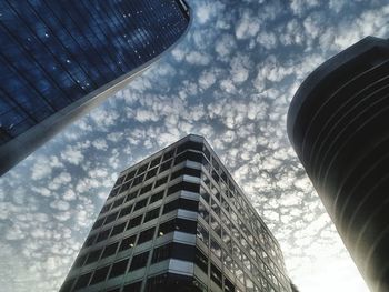 Low angle view of skyscraper against sky