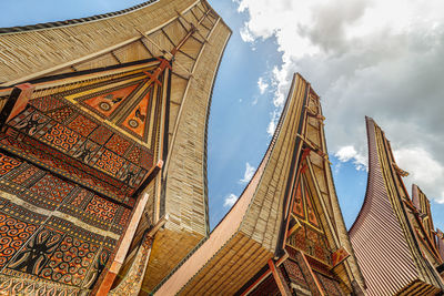 Low angle view of temple building against sky