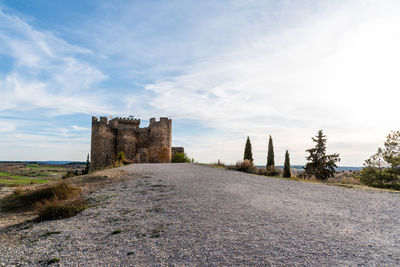 Old ruin castle against sky