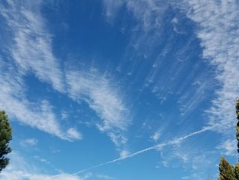 Low angle view of vapor trail in sky