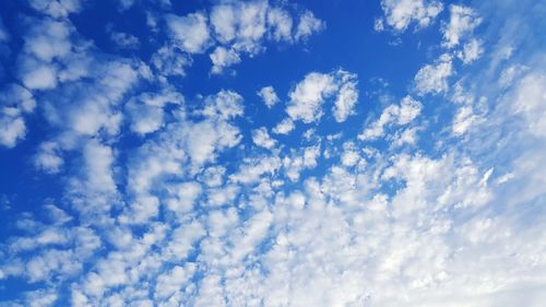 Low angle view of cloudy sky