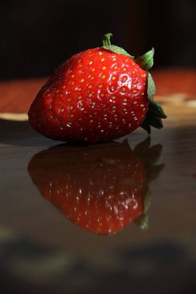 food and drink, red, food, freshness, close-up, fruit, strawberry, healthy eating, indoors, still life, focus on foreground, selective focus, juicy, no people, slice, studio shot, indulgence, ripe, ready-to-eat, organic