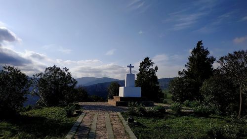 Panoramic view of temple against sky