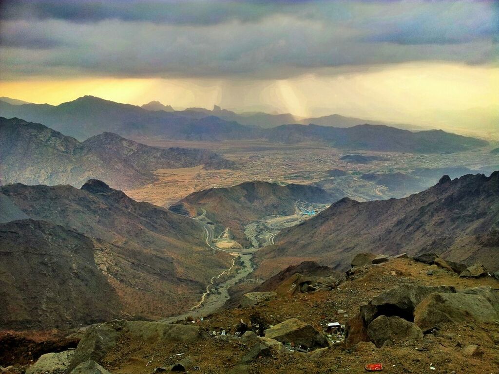 mountain, mountain range, scenics, tranquil scene, tranquility, sky, beauty in nature, landscape, cloud - sky, nature, physical geography, non-urban scene, idyllic, cloudy, cloud, remote, geology, sunset, majestic, outdoors