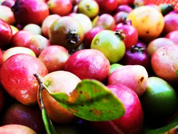 Full frame shot of apples