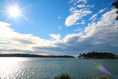 Sun shining over sea