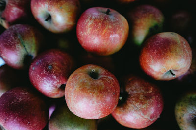 Full frame shot of apples