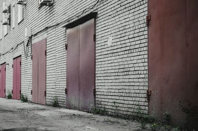 Abandoned building