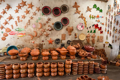 Ceramic works for sale in maragogipinho in the city of aratuipe, bahia.