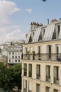 Buildings in paris pigalle