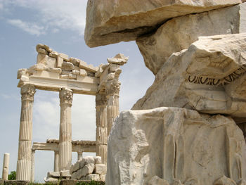 Statue of historic temple