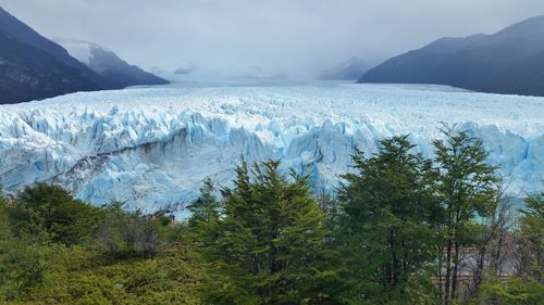 Scenic view of moreno glacier