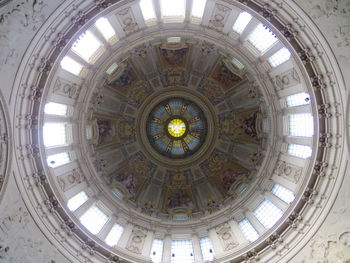 Low angle view of ceiling