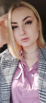 Portrait of a beautiful young woman