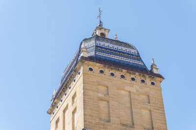 Low angle view of historic building against clear sky