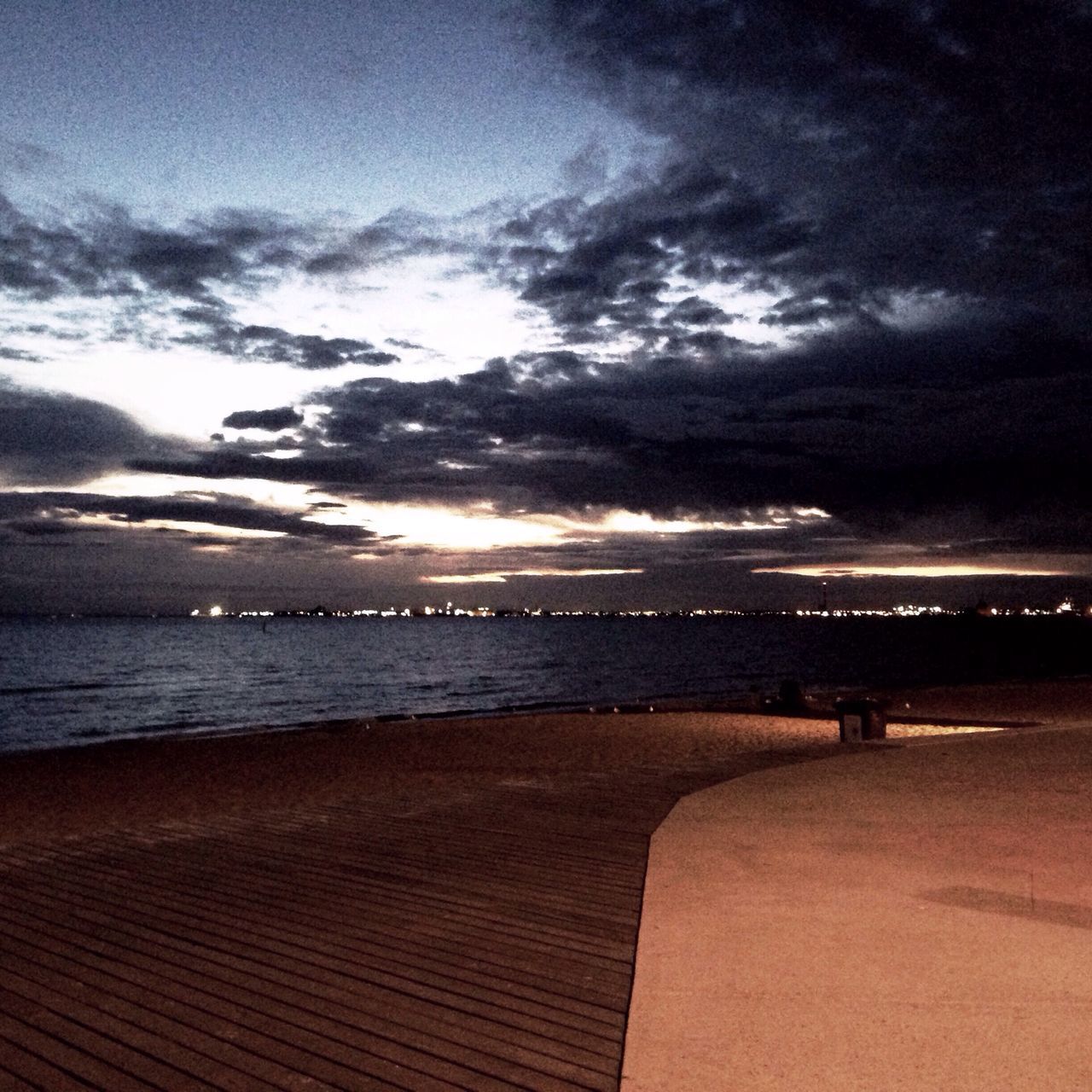 sea, sky, beach, horizon over water, cloud - sky, water, scenics, beauty in nature, tranquil scene, tranquility, shore, cloudy, nature, sand, cloud, sunset, idyllic, outdoors, dusk, pier