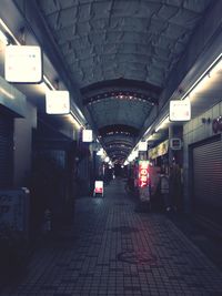 Subway station platform