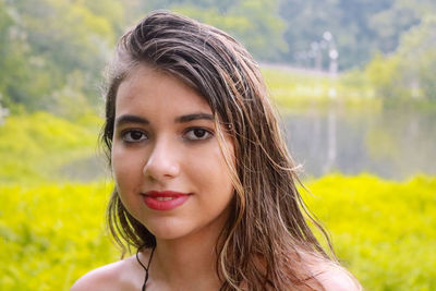 Close-up portrait of young woman